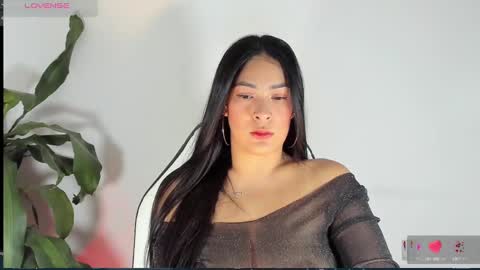 Laura online show from 03.04.25