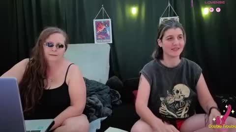 Snapshot of bella_james_1988 chatting on 12.02.25 Bella James online show from 12.02.25