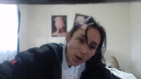 Snapshot of bella_luna34 chatting on 04.23.26 bella_luna34 online show from 04.23.26