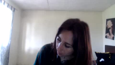 Snapshot of bella_luna34 chatting on 06.09.26 bella_luna34 online show from 06.09.26