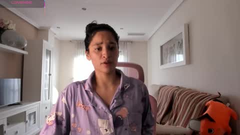 bella_pocahontas3 online show from 11.30.25