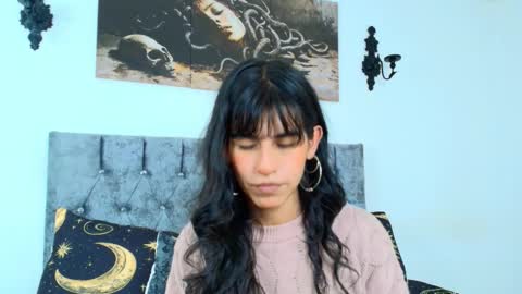 Bella online show from 10.23.25