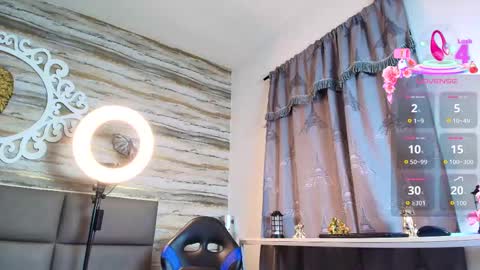     online show from 09.12.25