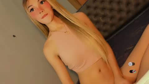 Bella online show from 09.20.25