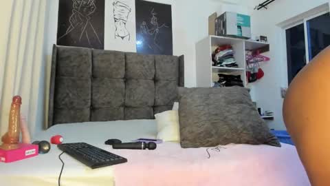 Bella sweetpea online show from 02.28.26