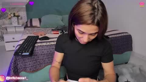 Snapshot of bellaa_becca chatting on 03.03.25 Bella Becca online show from 03.03.25
