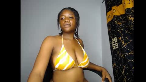 Snapshot of bellababy7 chatting on 06.22.26 bella online show from 06.22.26