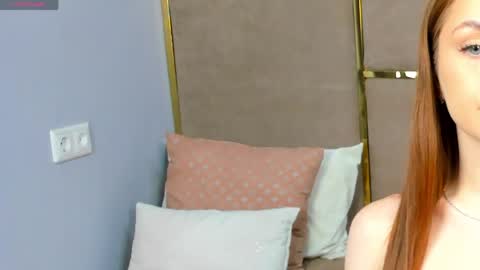 Snapshot of bellacandys chatting on 04.30.26 bellacandys online show from 04.30.26