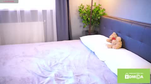 Snapshot of bellacle chatting on 02.24.25 Bella I took a vacation and Ill be back on December 18th So dont lose me To keep in touch I have a TG - you can find below online show from 02.24.25