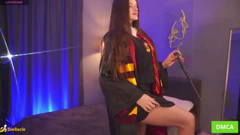 Snapshot of bellacle chatting on 11.23.25 Bella I took a vacation and Ill be back on December 18th So dont lose me To keep in touch I have a TG - you can find below online show from 11.23.25