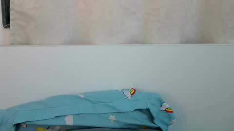 bellacrystall online show from 03.12.26