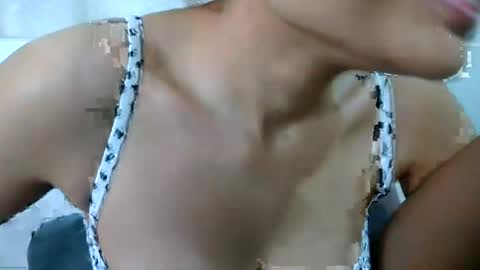 bellacrystall online show from 07.25.26
