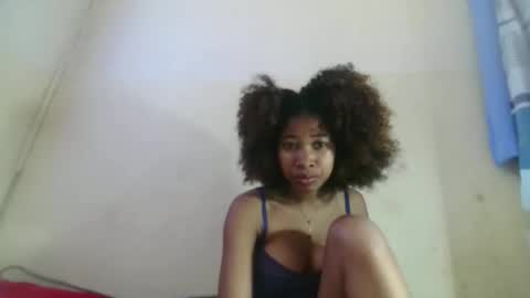 Snapshot of bellaena chatting on 04.13.26 bellaena online show from 04.13.26