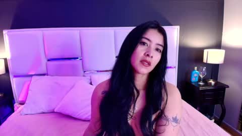 Bella online show from 10.16.25