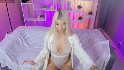 Bella online show from 05.12.26