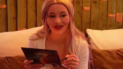 Snapshot of bellanoirx chatting on 03.10.26 BellaNoirX online show from 03.10.26