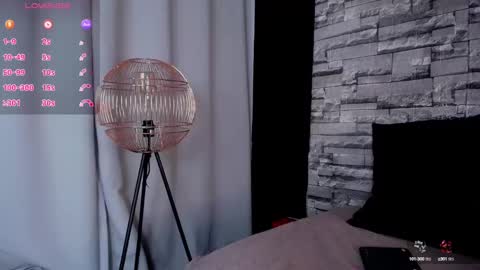   online show from 03.01.25