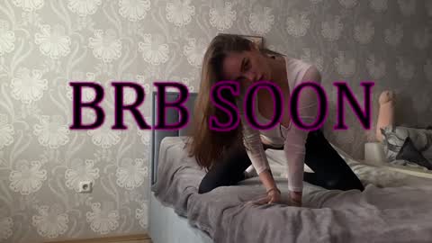 Snapshot of bellaparker_ chatting on 12.24.24 bellaparker_ online show from 12.24.24