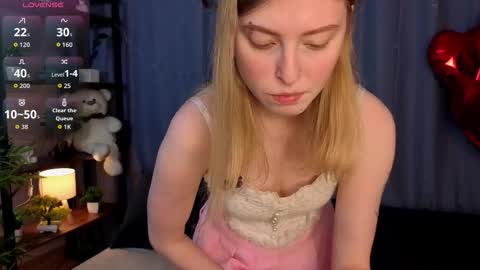 Lana but not DelRay online show from 02.26.26