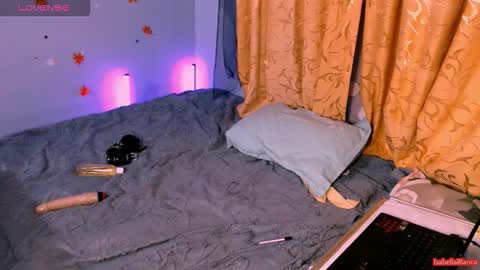 Snapshot of bellaqueen0701 chatting on 11.05.25 bellaqueen0701 online show from 11.05.25