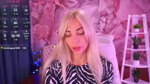 Bella online show from 11.15.25