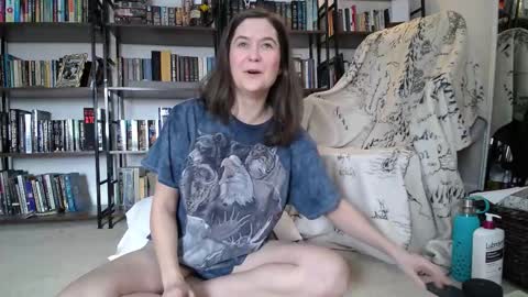 Snapshot of bellastrange69 chatting on 01.18.26 BellaStrange69 online show from 01.18.26