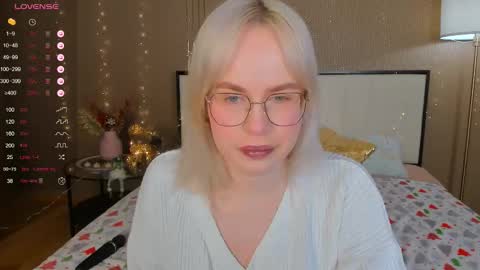 Snapshot of bellatip chatting on 01.17.26 Bella online show from 01.17.26