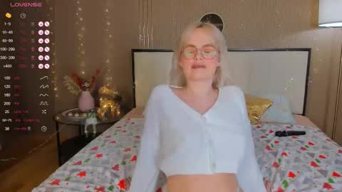 Snapshot of bellatip chatting on 01.18.26 Bella online show from 01.18.26