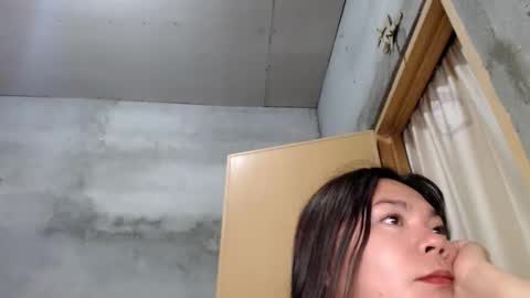 QUEEN BELLA online show from 09.29.25