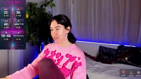 Snapshot of belle_via chatting on 12.25.24 Bella online show from 12.25.24