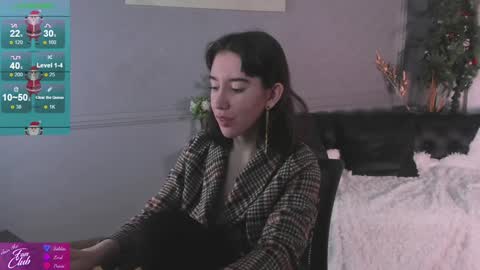 Snapshot of belle_via chatting on 01.01.25 Bella online show from 01.01.25