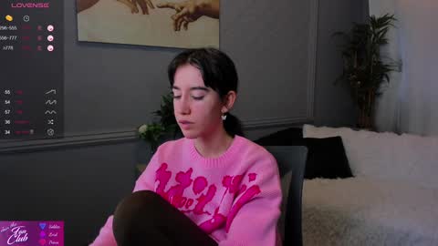 Snapshot of belle_via chatting on 01.22.25 Bella online show from 01.22.25