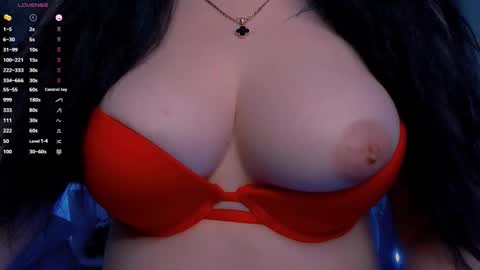 Snapshot of bellelovexx chatting on 01.13.26 Hello I am kind friendly and cute girl online show from 01.13.26