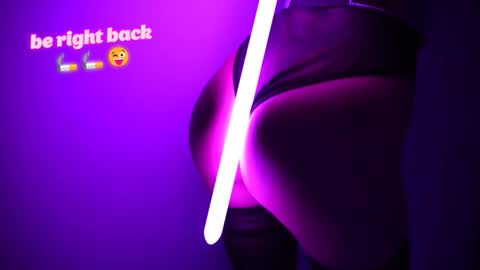 Your Annabelle Wolf  online show from 02.17.26