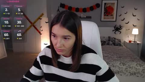 Bella online show from 10.25.25