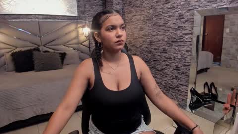 Belly online show from 11.05.25