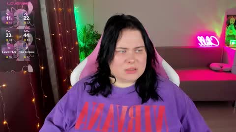 LinaBoo online show from 11.14.25