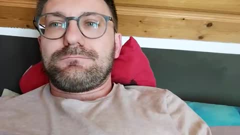 ben00189 online show from 09.14.25