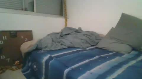 Snapshot of benbare13 chatting on 12.28.24 benbare13 online show from 12.28.24