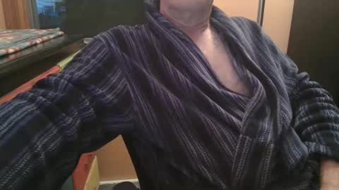 Snapshot of bendrinkin chatting on 09.13.25 bendrinkin online show from 09.13.25