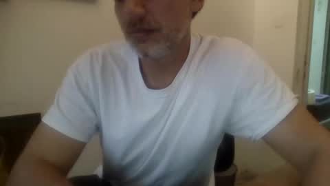 Snapshot of benedett22 chatting on 10.12.25 benedett22 online show from 10.12.25