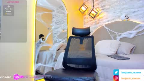 Snapshot of benjamin_more chatting on 10.29.25 BENJAMIN online show from 10.29.25