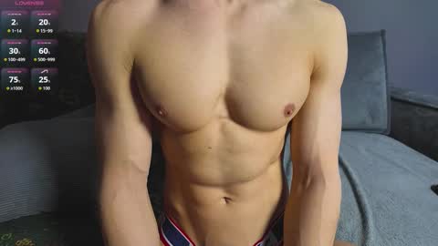 Snapshot of benjaminbond chatting on 11.15.25 benjaminkarl02 online show from 11.15.25