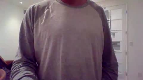 Snapshot of benking88 chatting on 11.18.25 benking88 online show from 11.18.25