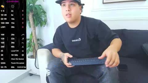 bennett_alejoo online show from 10.10.25