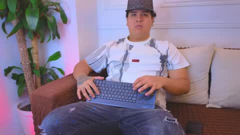 bennett_alejoo online show from 04.02.26