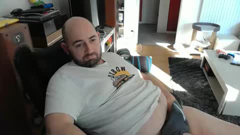 Snapshot of bennn54 chatting on 02.01.25 Ben online show from 02.01.25