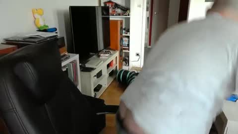 Snapshot of bennn54 chatting on 02.15.25 Ben online show from 02.15.25