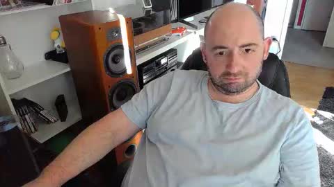 Snapshot of bennn54 chatting on 11.22.25 Ben online show from 11.22.25