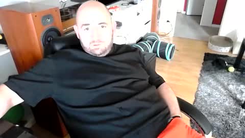 Snapshot of bennn54 chatting on 11.30.25 Ben online show from 11.30.25